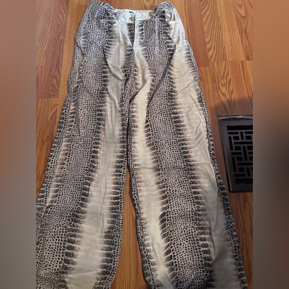 Fashion Nova Gray and Black Patterned Pants